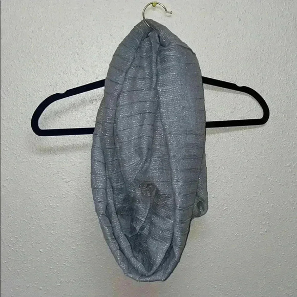 Accessories - 🛍3 for $20 Infinity Scarf